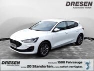 Ford Focus, 1.0 l Lim Titanium EcoBoost Mild-Hybrid, Jahr 2023 - Viersen