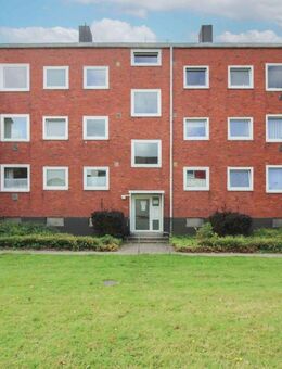 Gemütliche 3-Zimmer-Eigentumswohnung mit Balkon und viel Stauraum in Neumünster - Neumünster