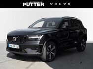 Volvo XC40, B3 Plus Dark 19 Allwetter, Jahr 2024 - Iserlohn