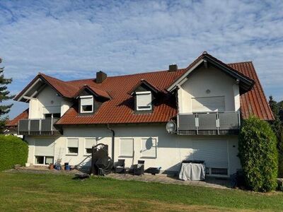 Moderne 4-Zimmer-Maisonette - Wohnung in ruhiger Lage von Neufahrn in Ndb.