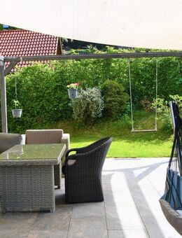 Architektenhaus mit Weitblick und Wohlfühlcharakter - Schwäbisch Gmünd