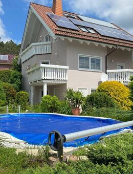 ALLES NEU MACHT DER MAI! TRAUMHAUS IN IDYLLISCHER LAGE - Kranichfeld