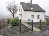 Freistehendes Einfamilienhaus mit Garage in Daun - Daun