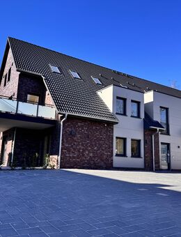 Freundliche 2 Zimmer Wohnung mit großer Terrasse und Gartenanteil - Buxtehude