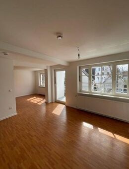 Großzügige 4-Zimmer-Wohnung mit Balkon im Zentrum von Dillingen - Dillingen (Donau)