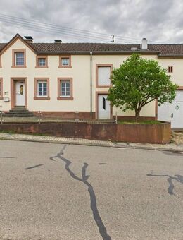 Sanierungsbedürftiges Einfamilienhaus mit Scheune. - Welschbillig