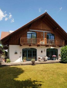 Traumhaftes Landhaus in idyllischer Lage mit beheizbarem Außenpool - Gilching