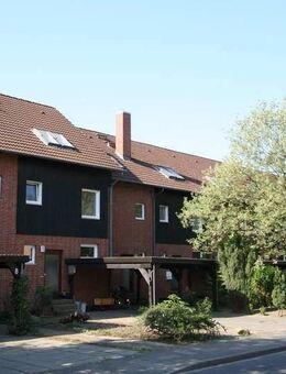 Eigenheimfeeling mit offener Küche und pflegeleichtem Garten! - Burgdorf (Landkreis Region Hannover)