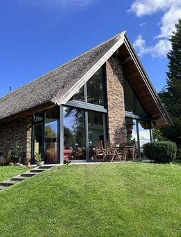 eindrucksvolles Architektenhaus mit 1,07 ha Parkgrundstück und Teich in idyllischster Lage am Rande des Nationalparks - Kargow