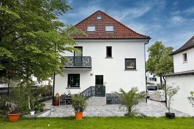 Elegante Stadtvilla in Traumlage - Wohnen mit Charakter und Still