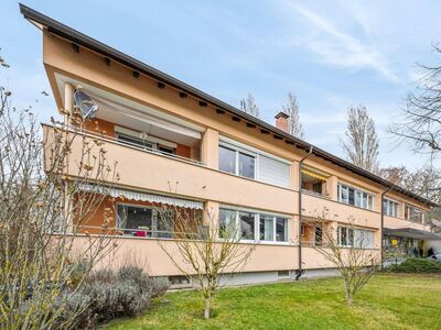 Tolle Investmentmöglichkeit in Wohn- und Geschäftshaus in zentraler Lage in Staufen