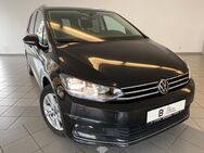 VW Touran, 1.5 Highline, Jahr 2023 - Kressbronn (Bodensee)