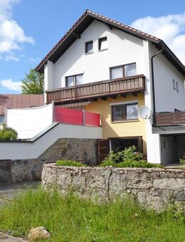großzügiges Wohnhaus für vielseitige Verwendung - Fichtelberg