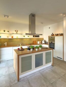 Ihr Traumhaus in Erlangen: Individuell und modern gestaltet! - Erlangen