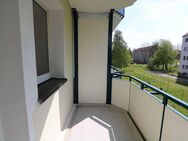 Grüner wird´s nicht! - schicke 2RW mit Balkon am sonnigen Stadtrand - Freiberg