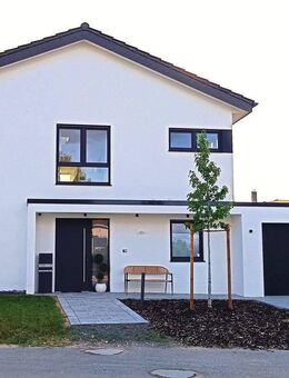 Smart. Sexy. Stilvoll. Hochkarätiges Einfamilienhaus ! Wohnen in der ersten Klasse! - Herford (Hansestadt)