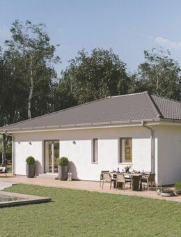 EUER neuer ZWEI-Familien-Bungalow von MASSA-HAUS - Teningen
