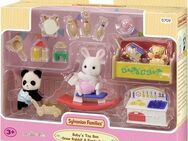 Sylvanian Families Spielfigur Spielset Baby Kindergarten Spielzeug mit Figuren (5709)
