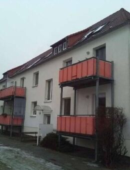 ***Sonnige 2-Zimmer-Dachgeschoß-WE, ruhige Grünlage*** - Eilenburg