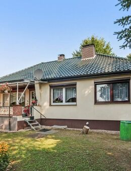 Modernisierter Bungalow mit Vollkeller auf großzügigem Grundstück in gesuchter Lage von Dassow - Dassow