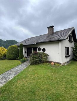 Einfamilienhaus in Marsberg/Beringhausen mit schönem Ausblick und großen Garten - Marsberg