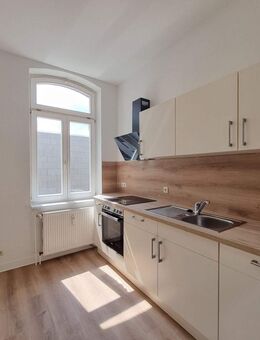 Renovierte Altbauwohnung in "Buckau" I 2-Raum I Tageslichtbad mit Wanne I Moderne Einbauküche - Magdeburg