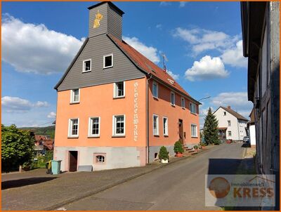 Historisches, denkmalgeschütztes Gebäude-Perfekt zum Wohnen und Arbeiten geeignet in Steinau-Marbon