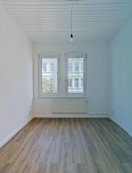 Modernisierte 3-Zimmer-Altbauwohnung mit Tageslichtbad - Braunschweig