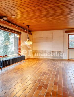 Reihenendhaus in ruhiger Lage auf Erbbaugrundstück! - March