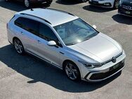 VW Golf, 2.0 TDI VIII Var R line, Jahr 2021 - Schwabach