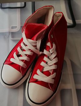 rote Turnschuhe, NEU , ähnlich wie Chucks, Gr.41 - Meißner