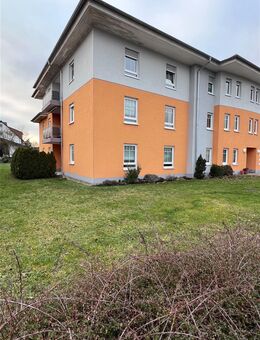 Seniorengerechte 2-Zimmerwohnung mit Balkon und Garage in Küps - Küps
