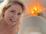 Kommst du mit mir in die Badewanne? Videos und Bilder - Berlin