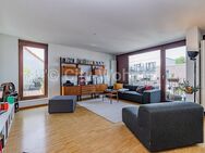 Helle, möblierte Maisonettewohnung in Hamburg-Altona mit drei Schlafzimmern und Dachterrasse. - Hamburg