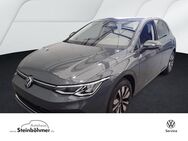 VW Golf, 2.0 TDI Move NAC, Jahr 2024 - Bielefeld