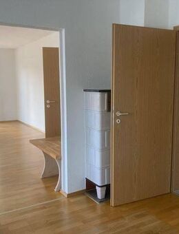 Zentrale doch ruhige Lage mit großem Balkon - Stuttgart