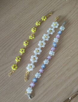 Selbst gemachte Armbänder - Berlin Friedrichshain-Kreuzberg