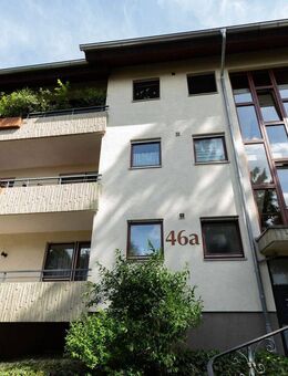 Elegante 4-Zimmer-Wohnung mit Balkon & sonniger Terrasse in Baden-Baden - Baden-Baden