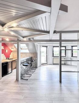 *** Exklusive 2,5 Zimmer-Dachgeschosswohnung mit Panorama-Terrasse und Tiefgarage*** - Ludwigshafen (Rhein)