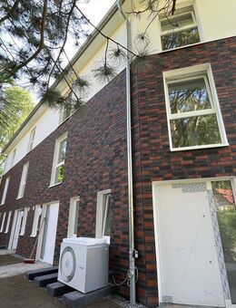 Hier entsteht Ihr neues Kapitel - Neubau-Endreihenhaus in Volksdorf! Offene Besichtigung Montag um 17 Uhr! - Hamburg