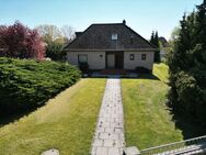 Provisionsfrei: Ostseenahes EFH/ZFH mit 212?m2, 1.347?m2 eigenem Grundstück & 4 Garagen - Stakendorf