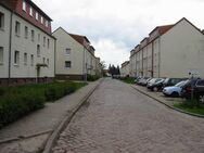 Idyllisch gelegene 3-Zimmer-Wohnung mit Balkon im 1.Obergeschoss in ländlicher Gegend - Coswig (Anhalt)