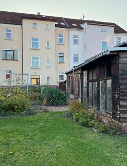 gepflegtes Mehrfamilienhaus in ruhiger Lage und großem Garten - Zwickau