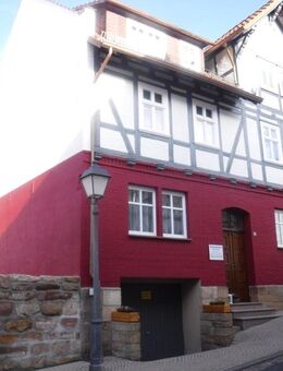 Gepflegtes Mehrfamilienhaus mit Fachwerkaufbau in Spangenberg - Stadtmitte - Spangenberg