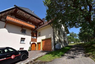 Gute Landluft in Ühlingen! Sehr gepflegtes 2-3 Familienhaus, mit sep. Bauplatz-Option!