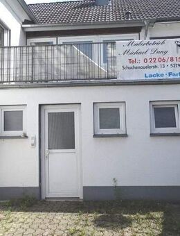 Saniertes Stadthaus im Herzen von Lohmar, 4 Zimmer + Garage, Innenhof, großer Balkon, Kleingewerbe möglich - Lohmar