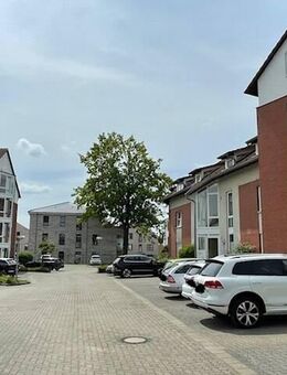 Attraktive 2-ZW DG mit Balkon - Gifhorn