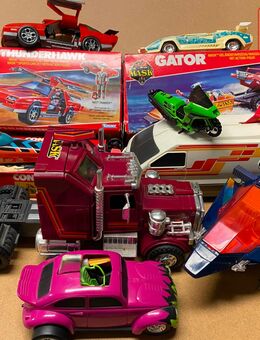 SUCHE: MASK M.A.S.K. Spielzeug Autos Fahrzeuge Figuren 80er Sammlung Kenner - Lauterbach (Hessen)