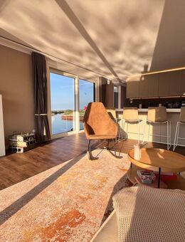 LUXUS Hausboot - 3 Etagen - 100m² Wohnen + 120 m² SONNENTERRASSE - Kamin, Kino, komplett individuell - Berlin