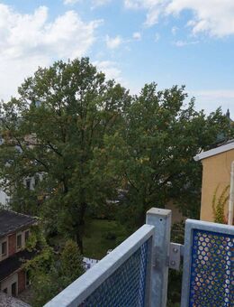 Wohnen im DG / city-nah / Laminat / Balkon am Schlafzi. - Chemnitz